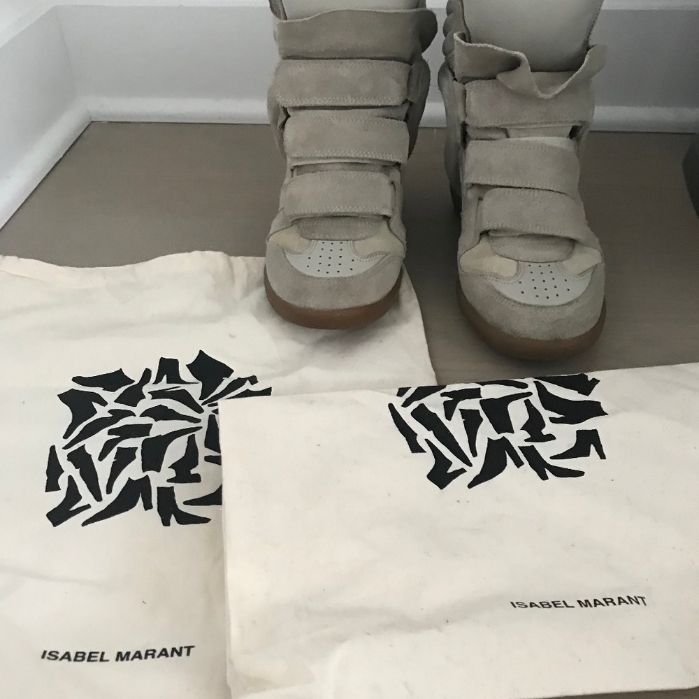 Isabel Marant Bekett Suede Sneakers in Grey